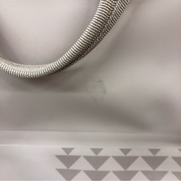 So Ill On the Roam Pink Dirt Bag 25L - Picture 3 of 14